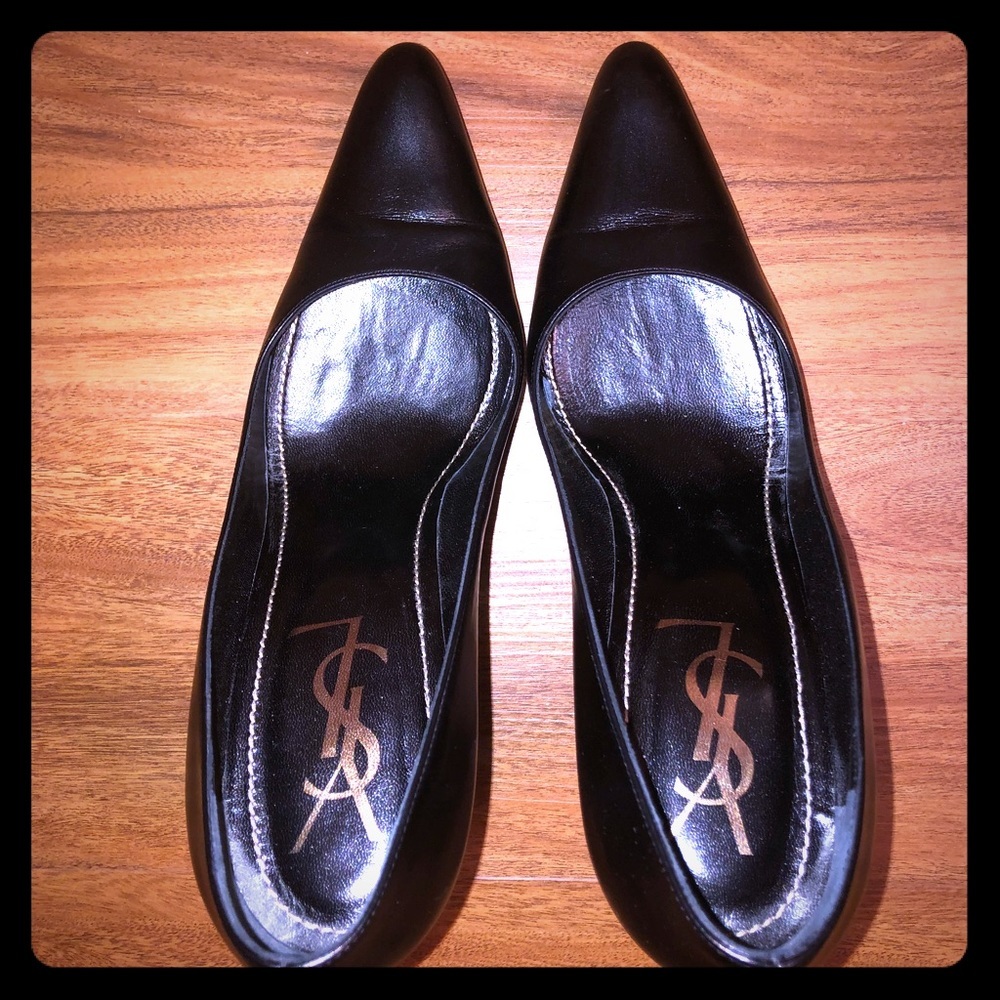 🔥YSL Black Pumps